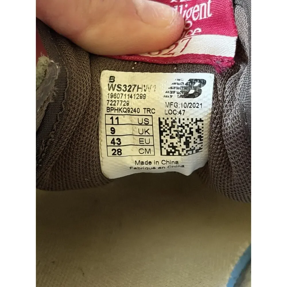 New Balance 327 Women’s Size 11 Tan Cream Green Cordura Retro Sneakers WS327HW